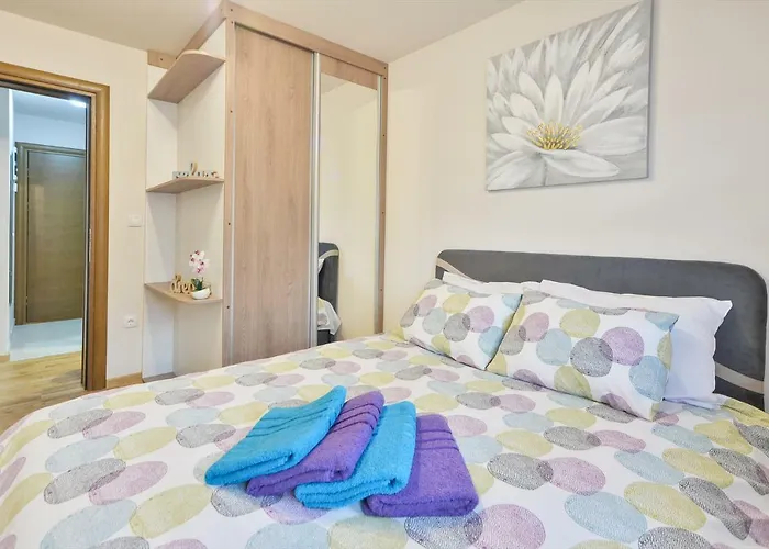 Alex 아파트 즐라티보